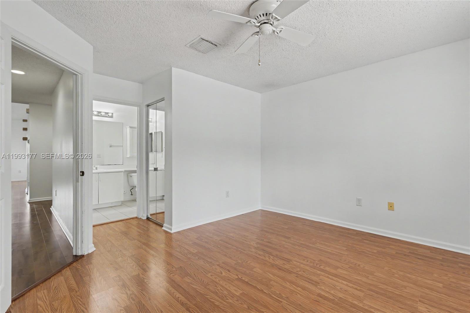 SUNSET PLAZA - Residential