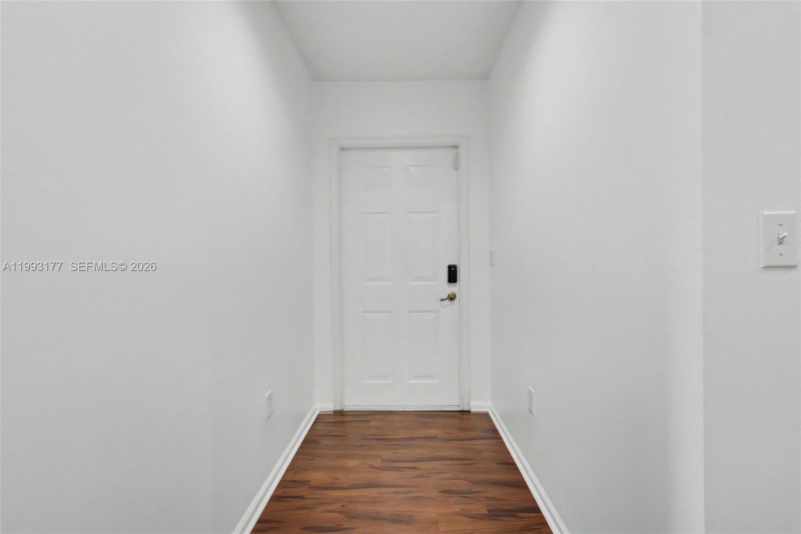 SUNSET PLAZA - Residential