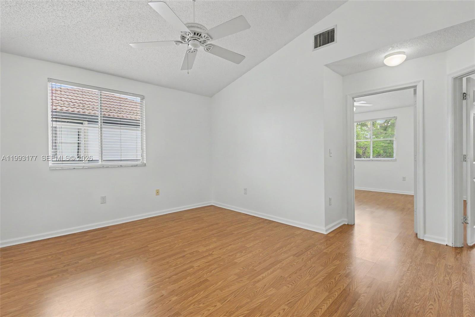 SUNSET PLAZA - Residential