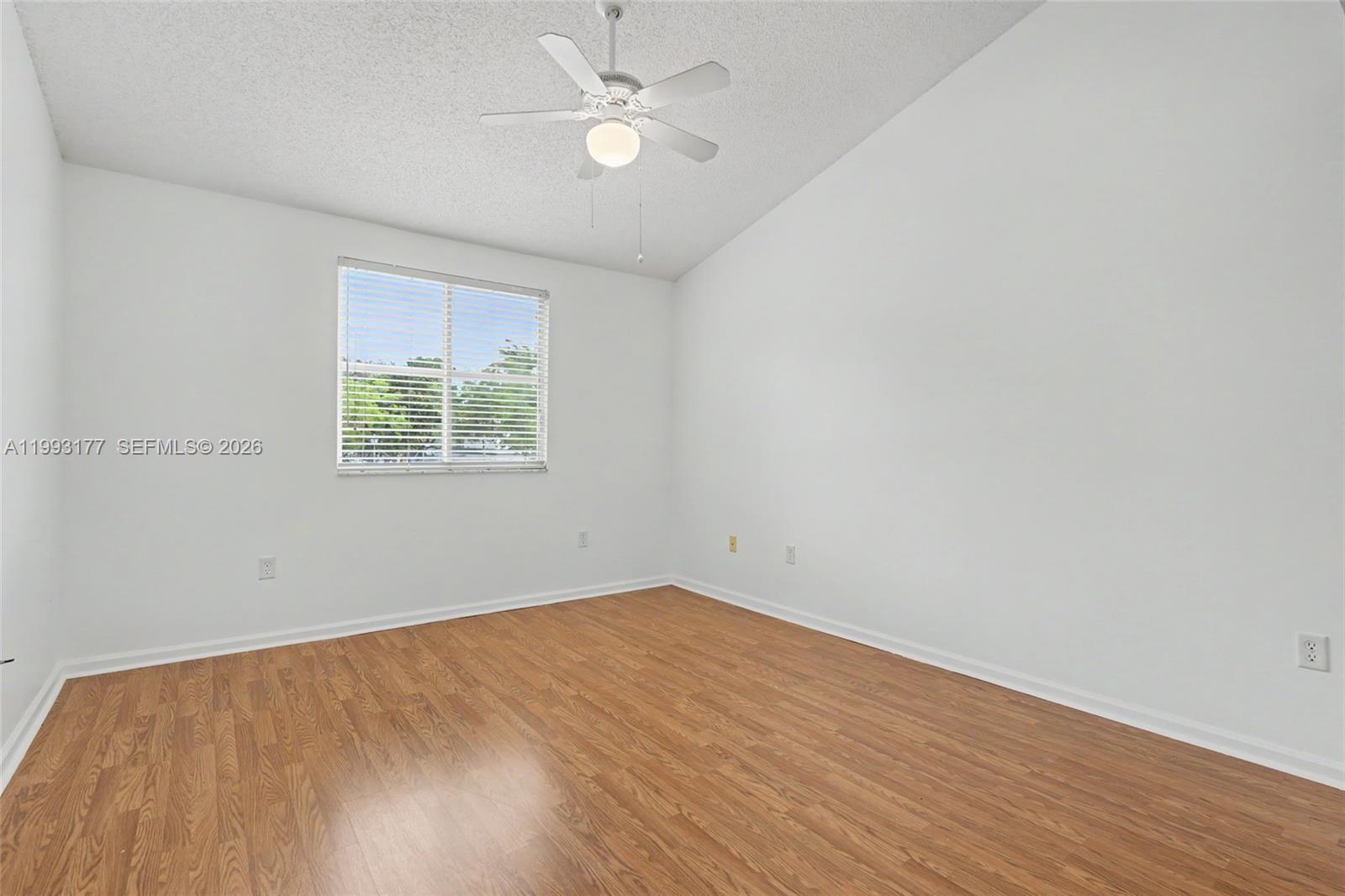 SUNSET PLAZA - Residential