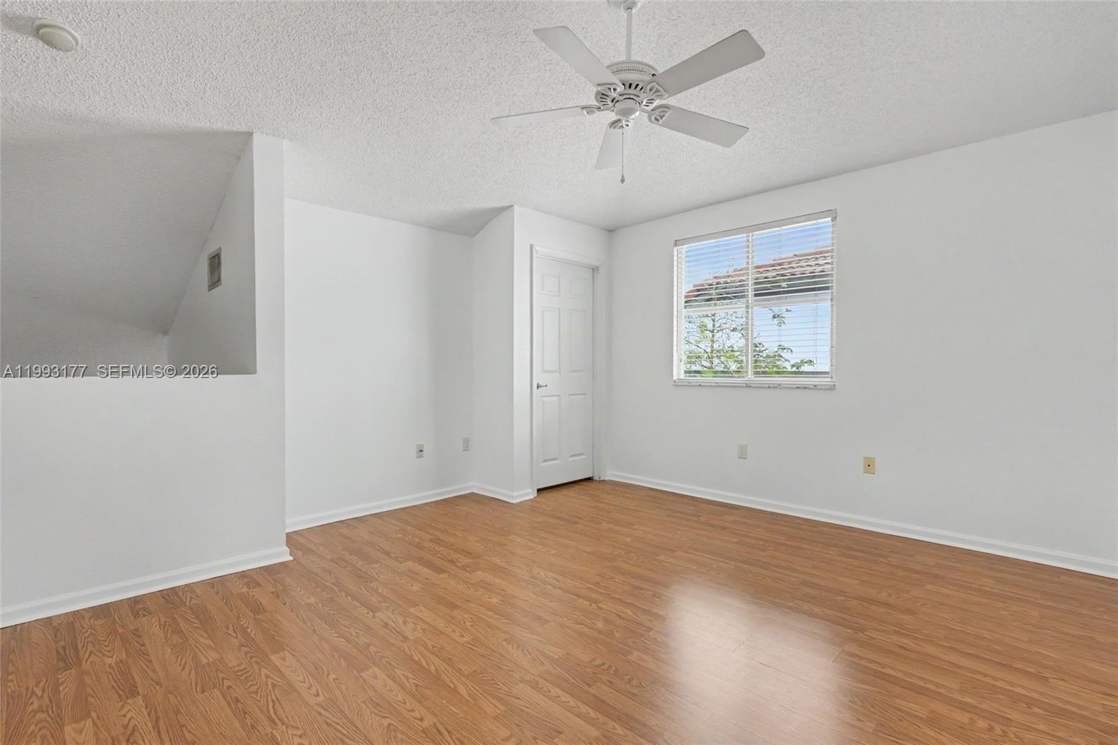 SUNSET PLAZA - Residential