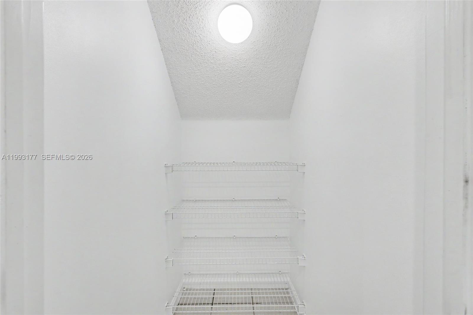 SUNSET PLAZA - Residential