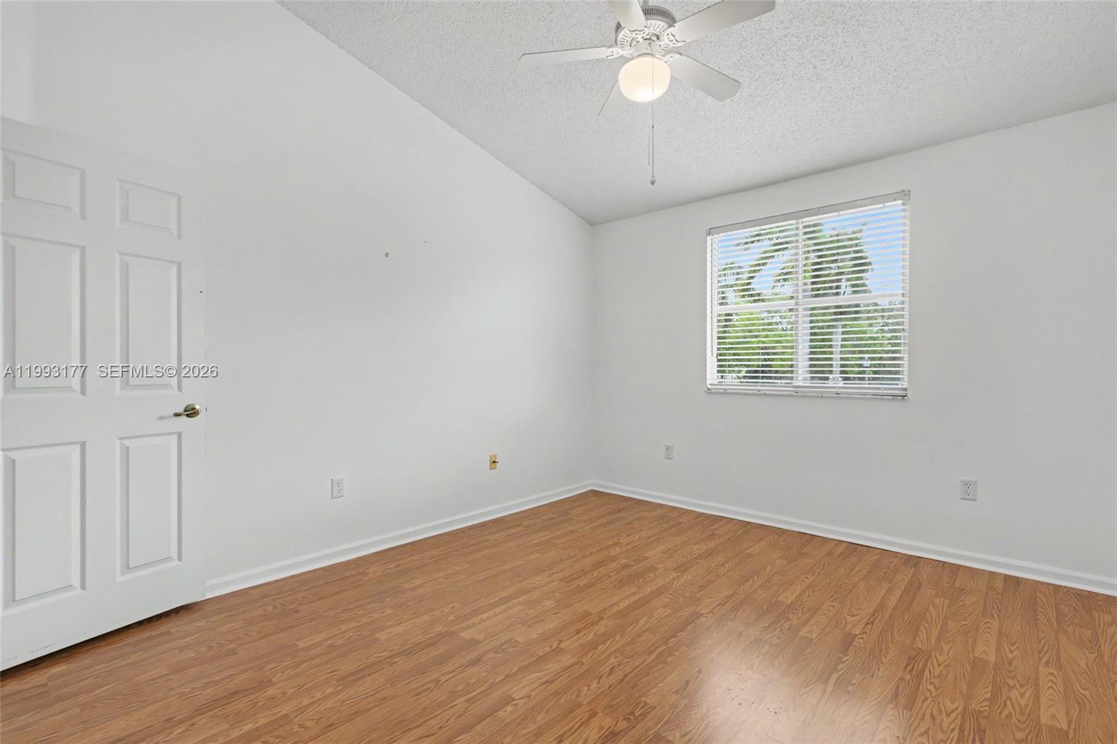 SUNSET PLAZA - Residential