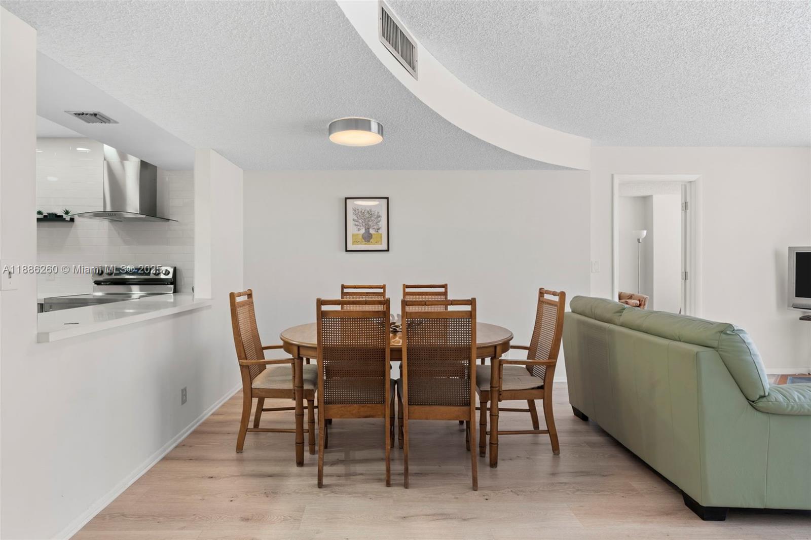 BRITANNIA AT QUADOMAIN CO - Residential Lease