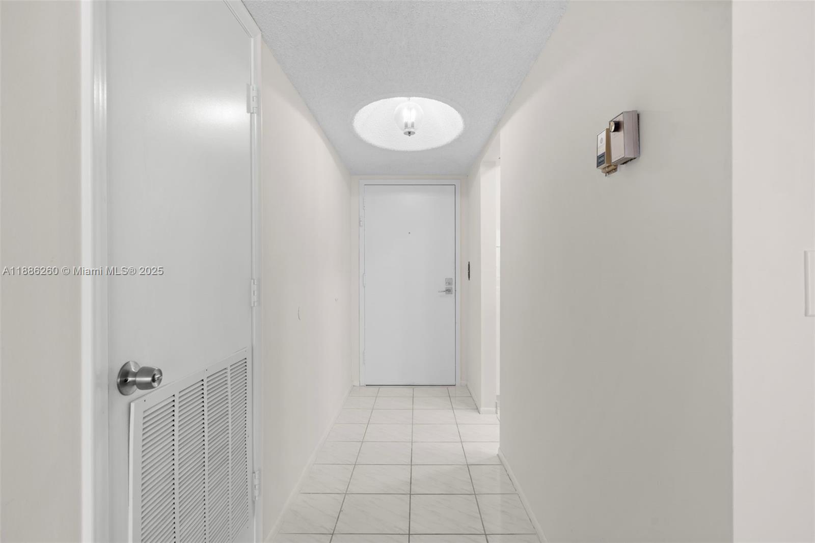 BRITANNIA AT QUADOMAIN CO - Residential Lease