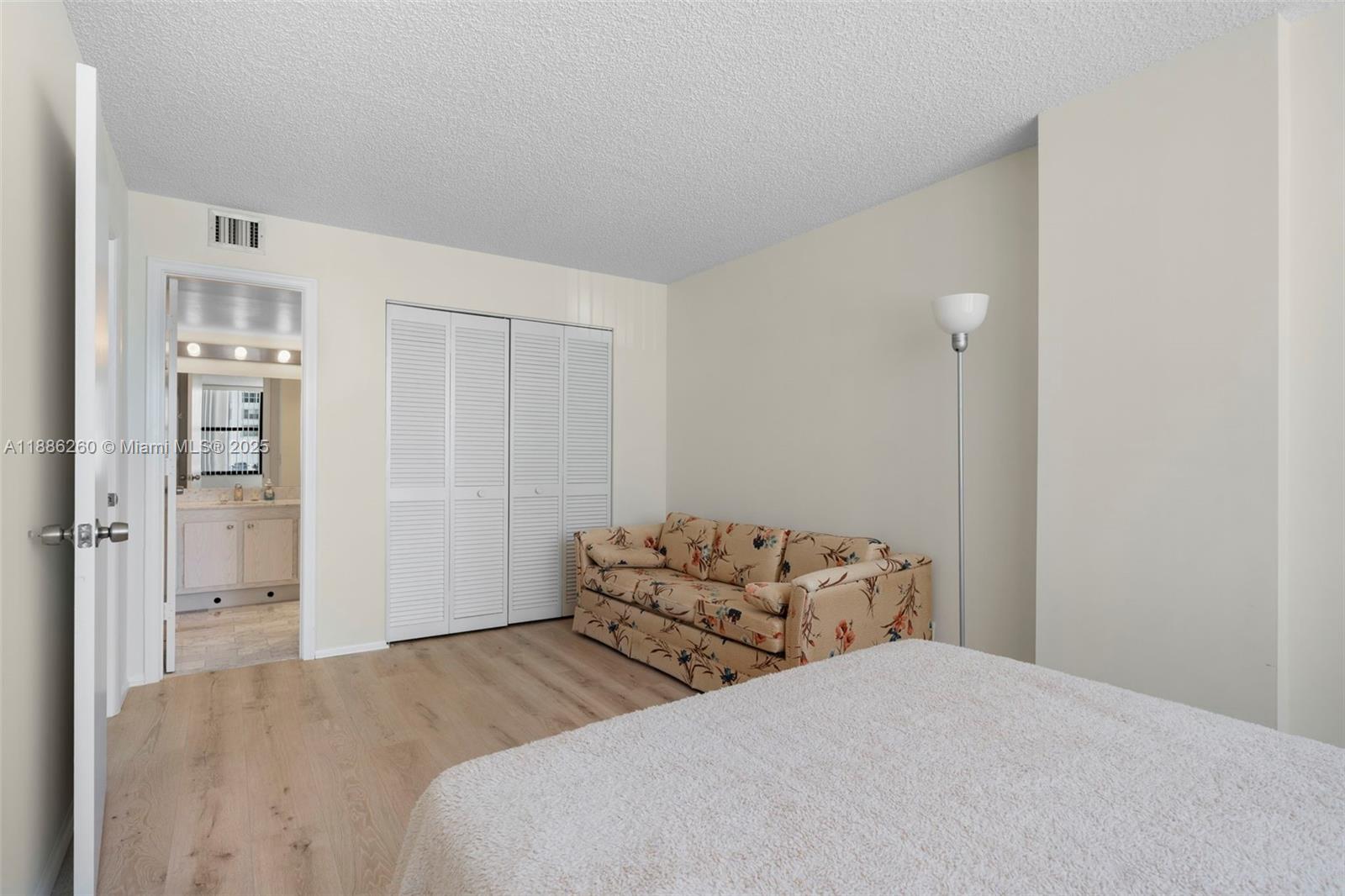 BRITANNIA AT QUADOMAIN CO - Residential Lease