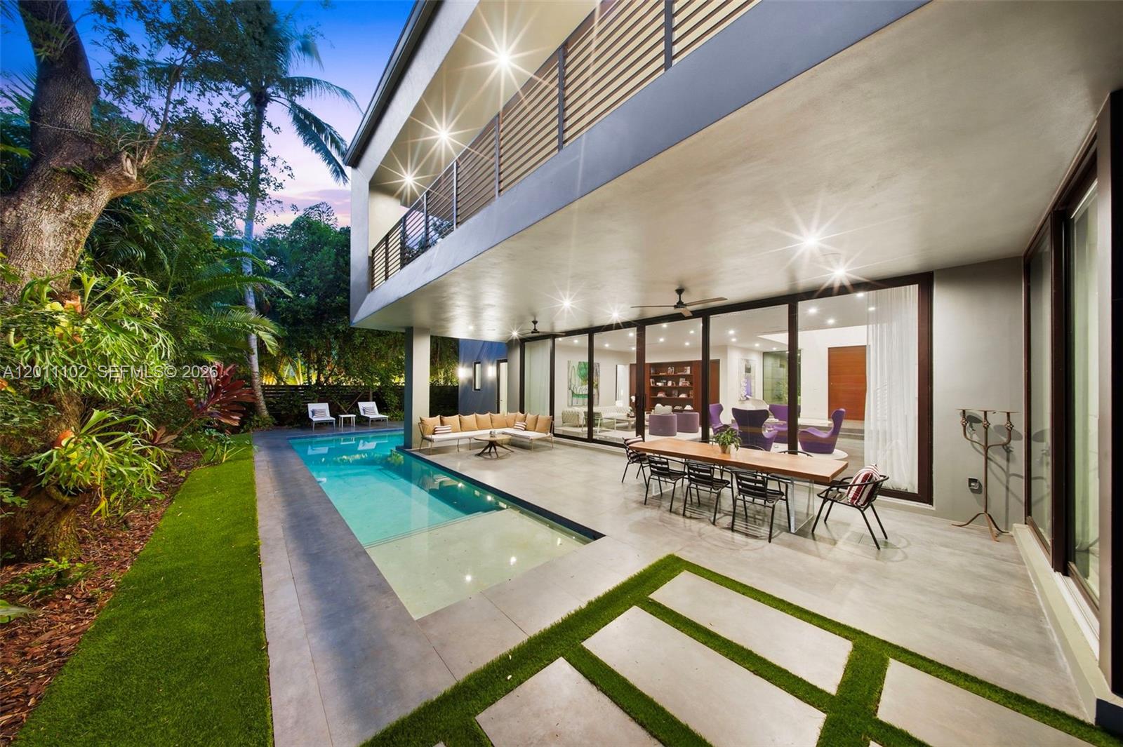 JOHN T PEACOCK EST - Residential