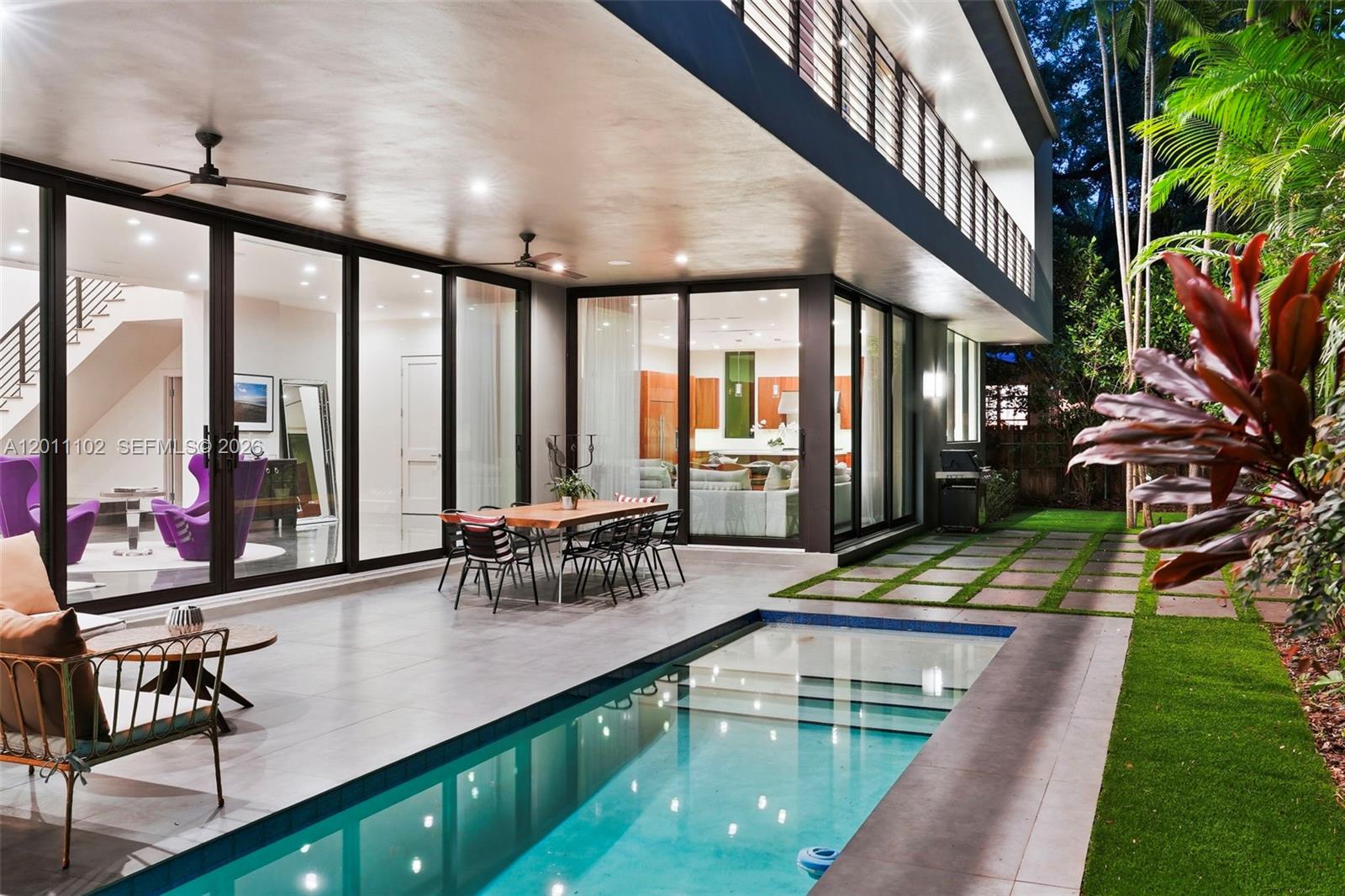 JOHN T PEACOCK EST - Residential