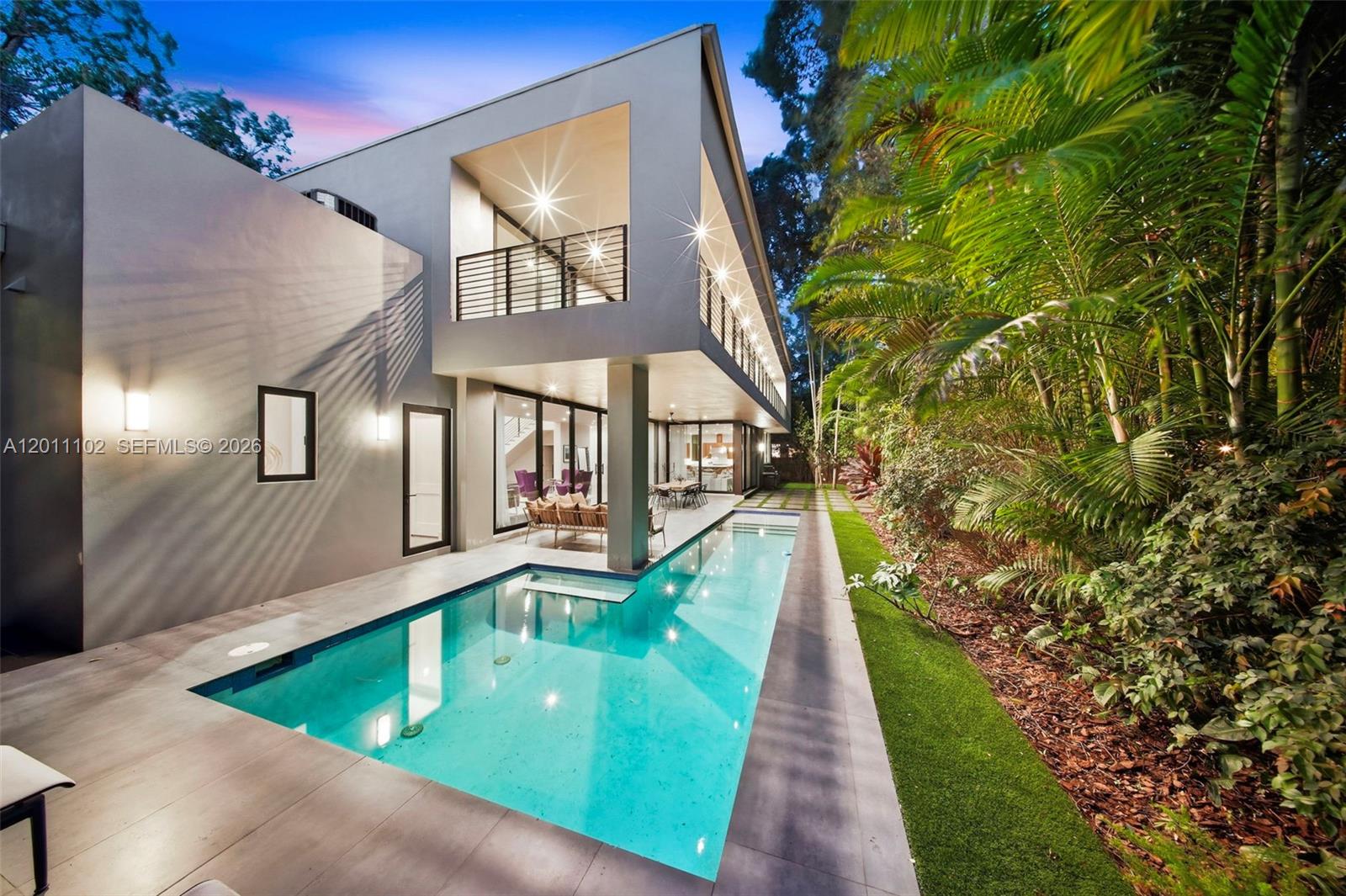 JOHN T PEACOCK EST - Residential