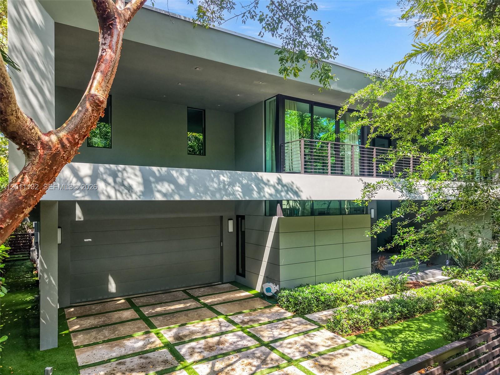 JOHN T PEACOCK EST - Residential