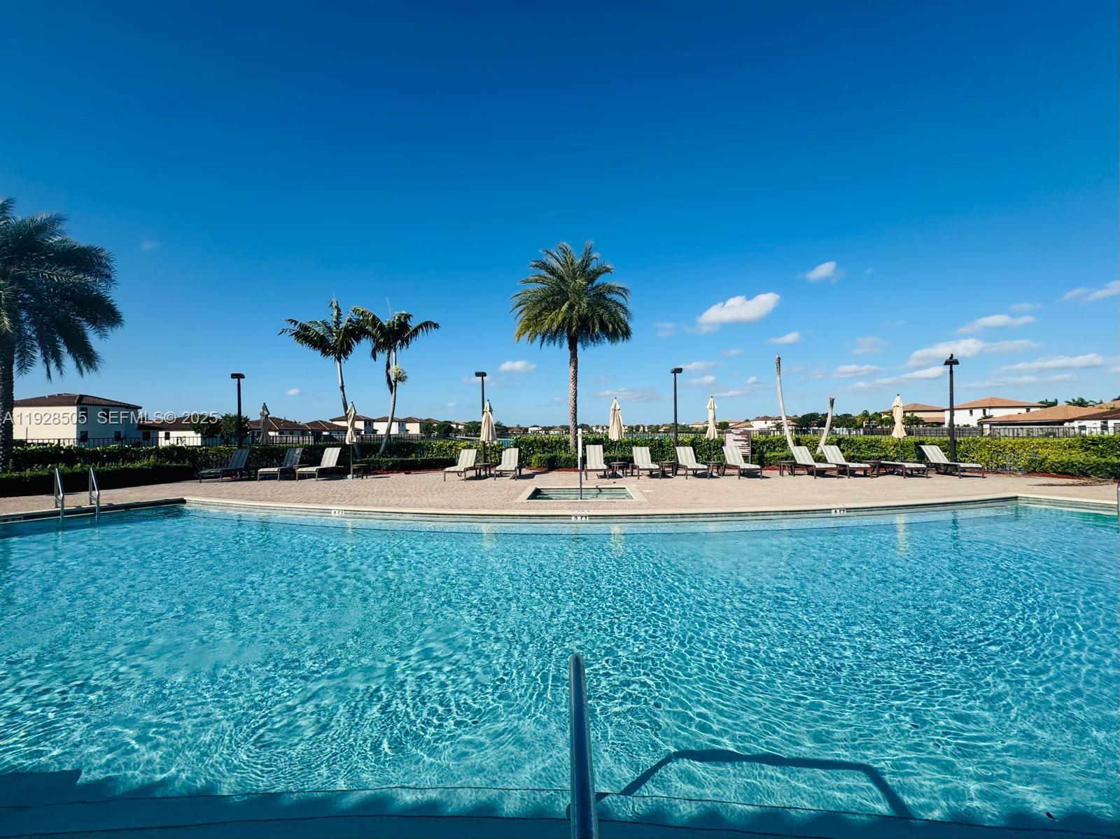 KINGMAN COMMONS - Residential