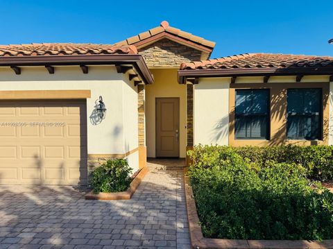 2491 SE 2nd St Homestead FL 33033