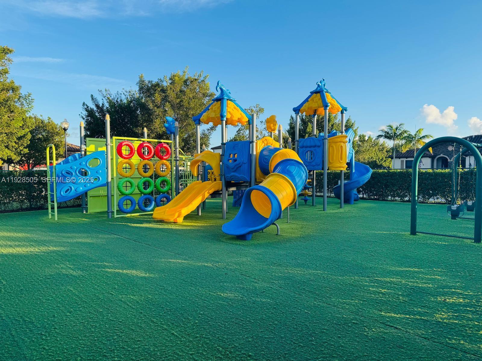 KINGMAN COMMONS - Residential