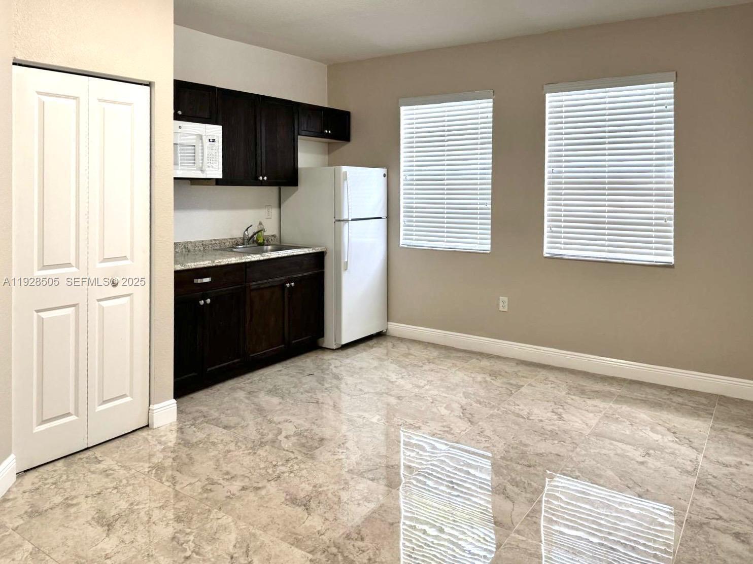 KINGMAN COMMONS - Residential