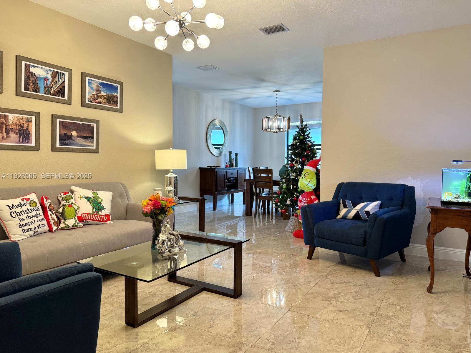 KINGMAN COMMONS - Residential