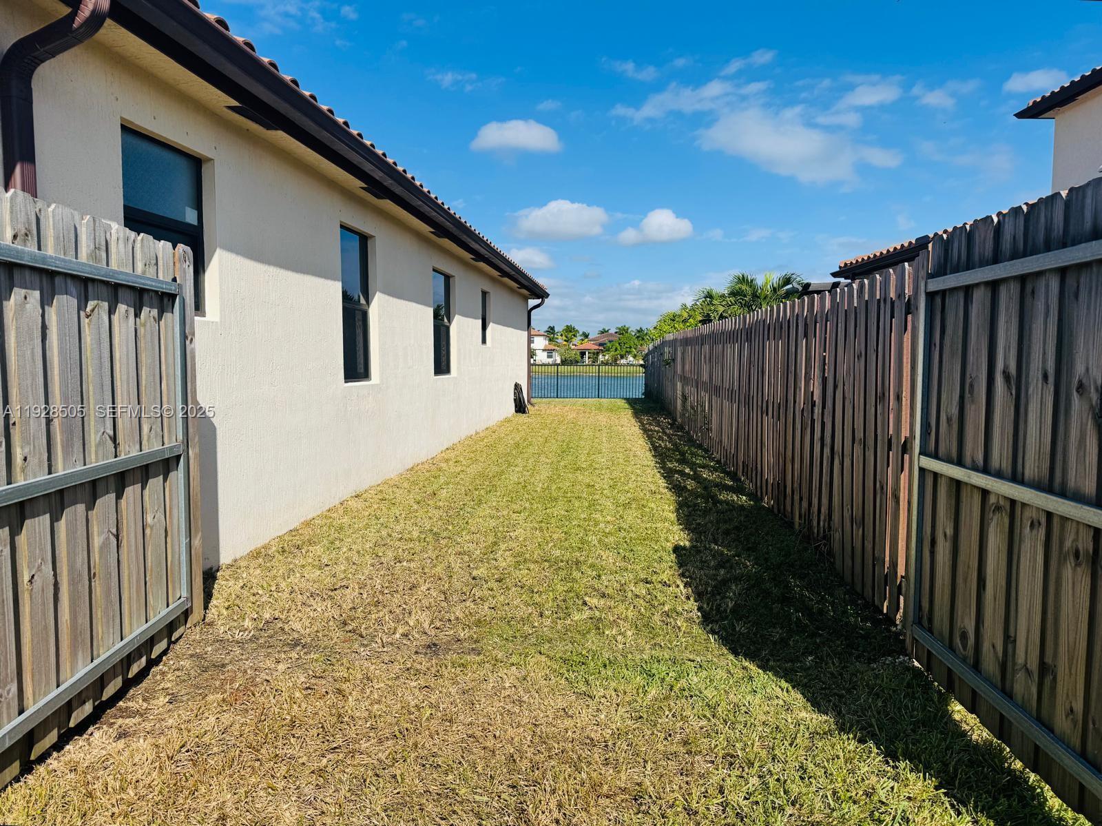 KINGMAN COMMONS - Residential