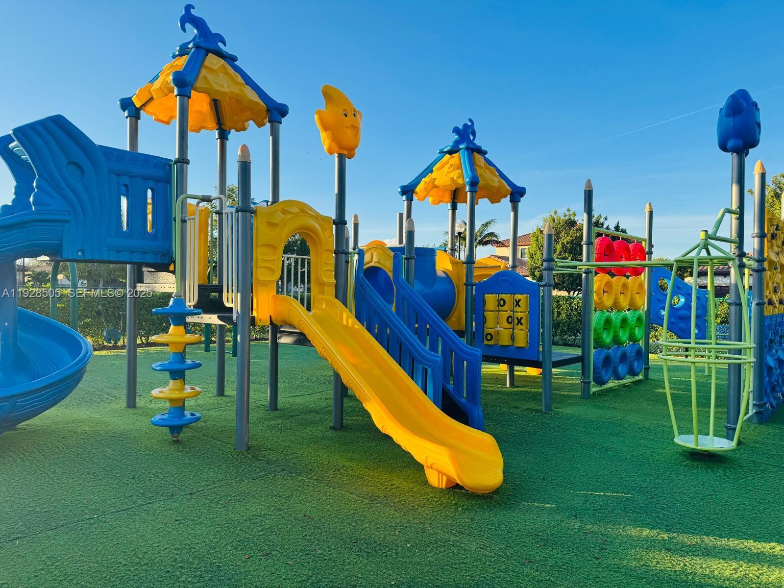 KINGMAN COMMONS - Residential