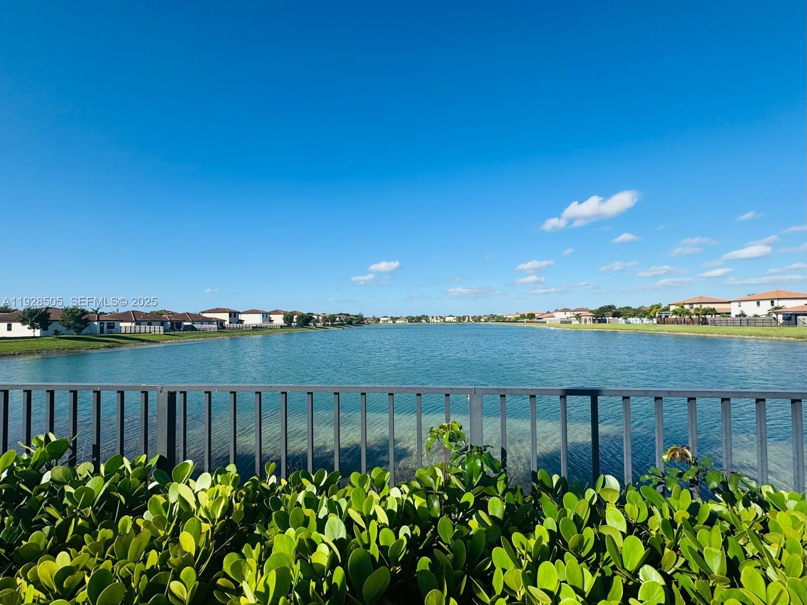 KINGMAN COMMONS - Residential