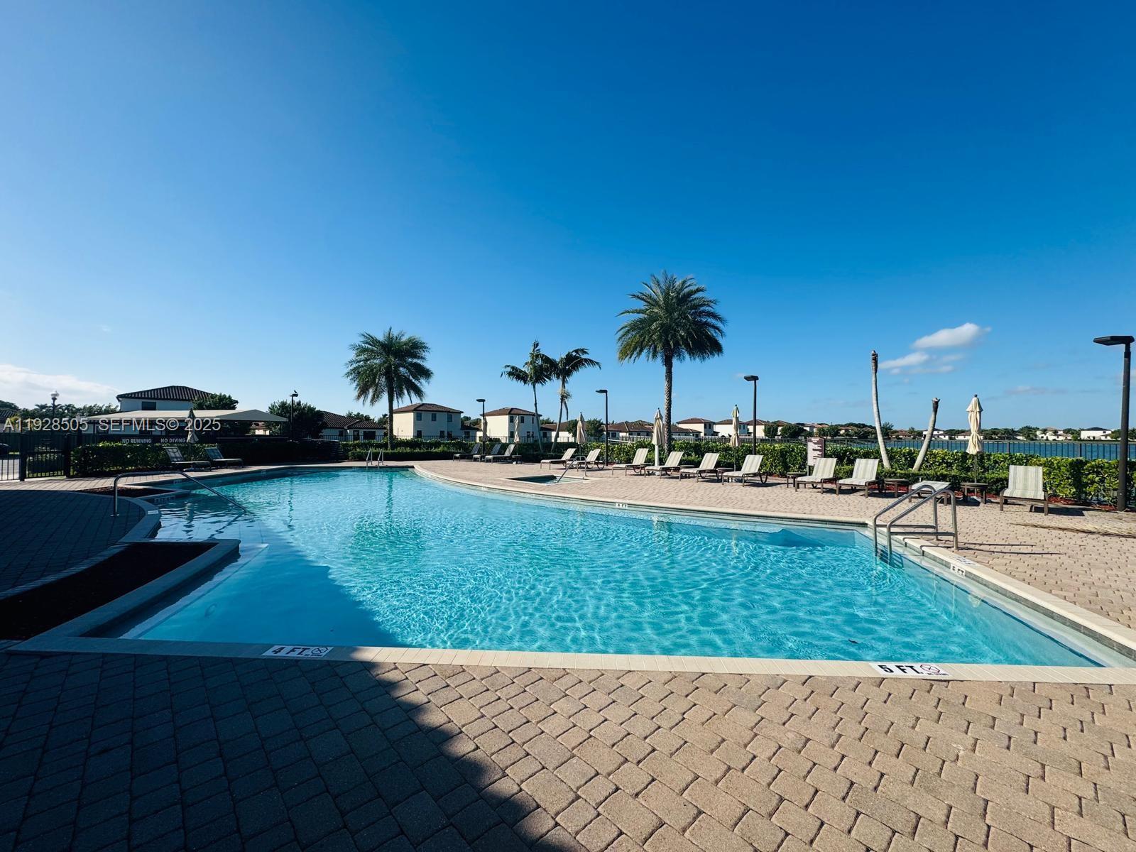 KINGMAN COMMONS - Residential