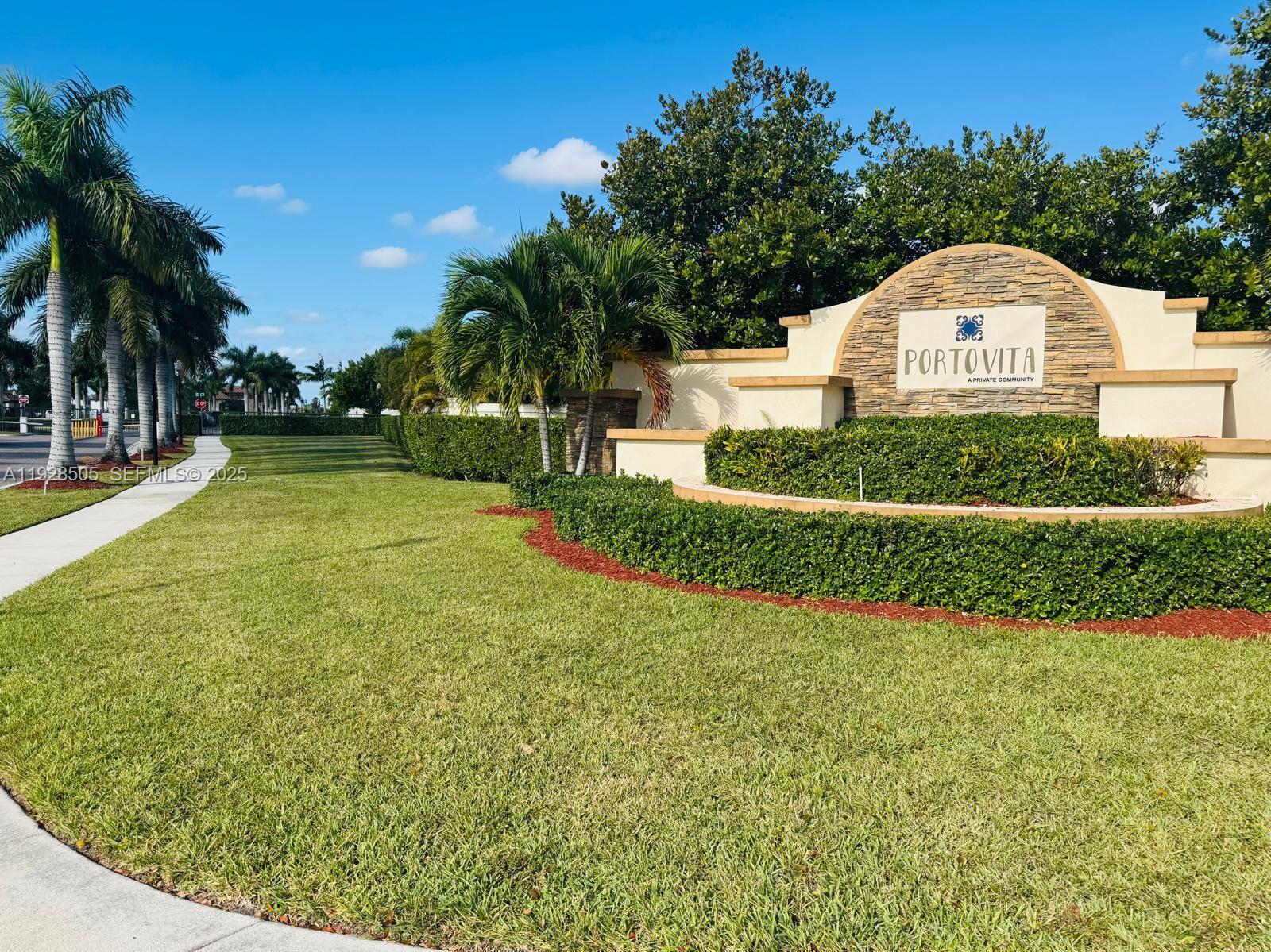 KINGMAN COMMONS - Residential