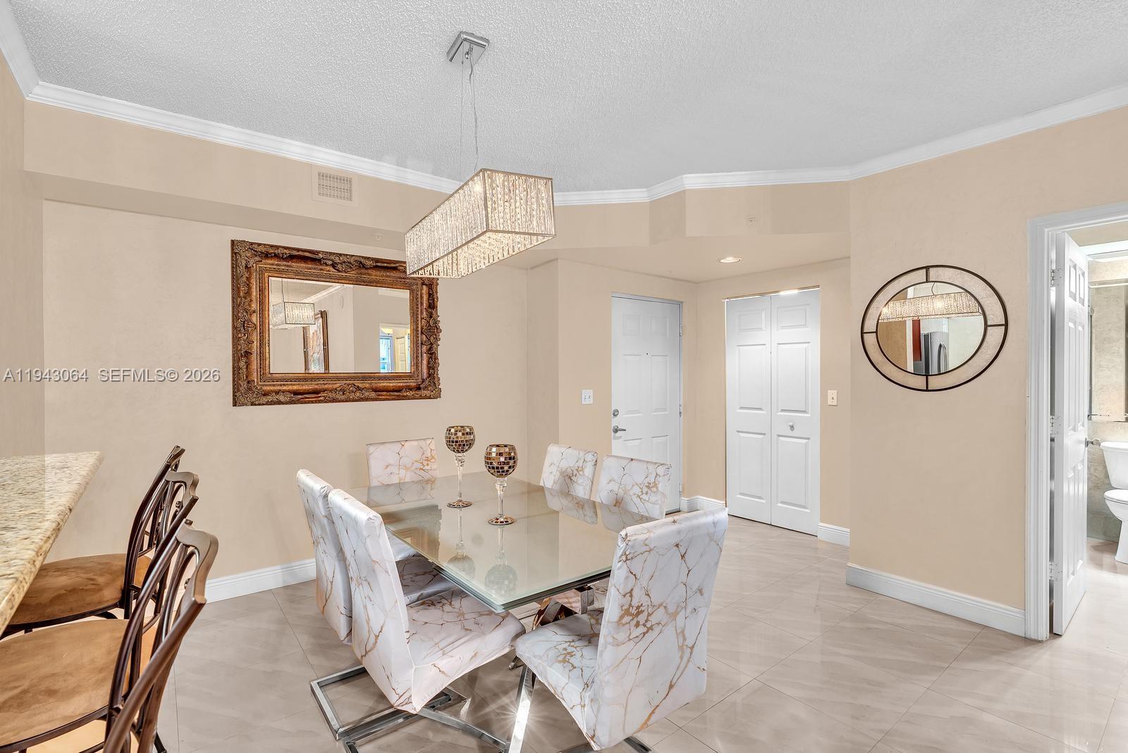 PORTO BELLAGIO CONDO - Residential