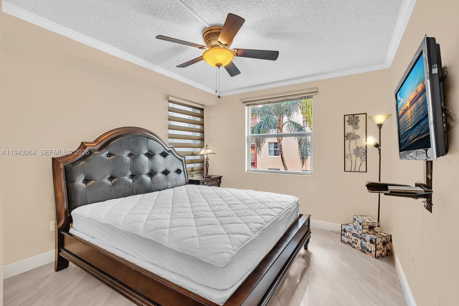 PORTO BELLAGIO CONDO - Residential