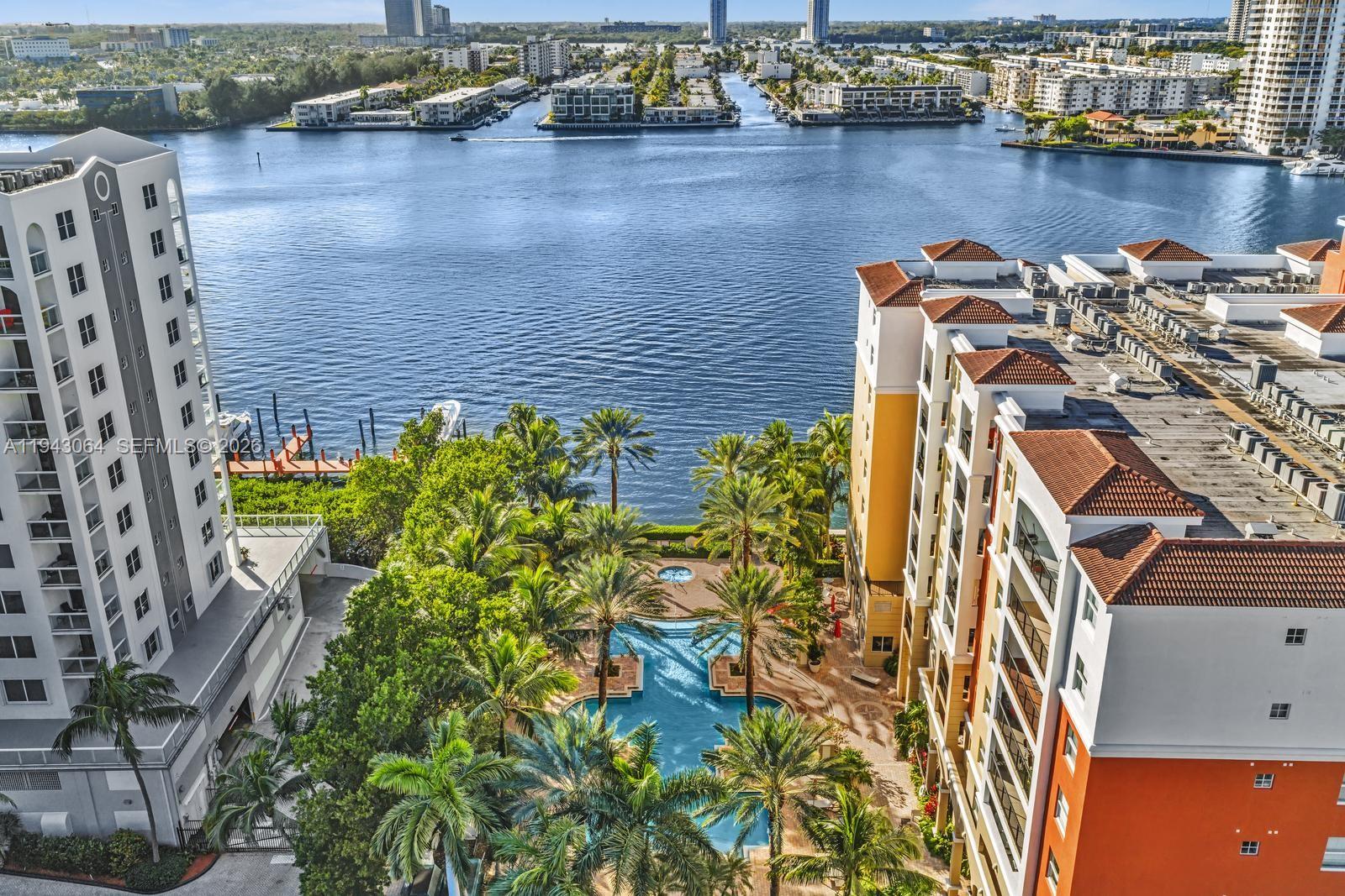 PORTO BELLAGIO CONDO - Residential