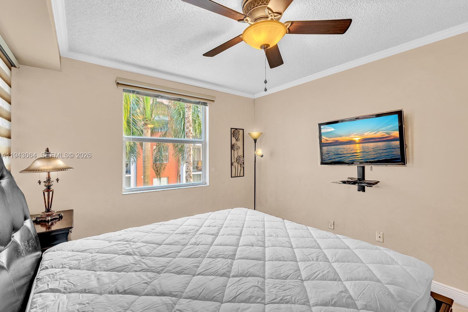 PORTO BELLAGIO CONDO - Residential