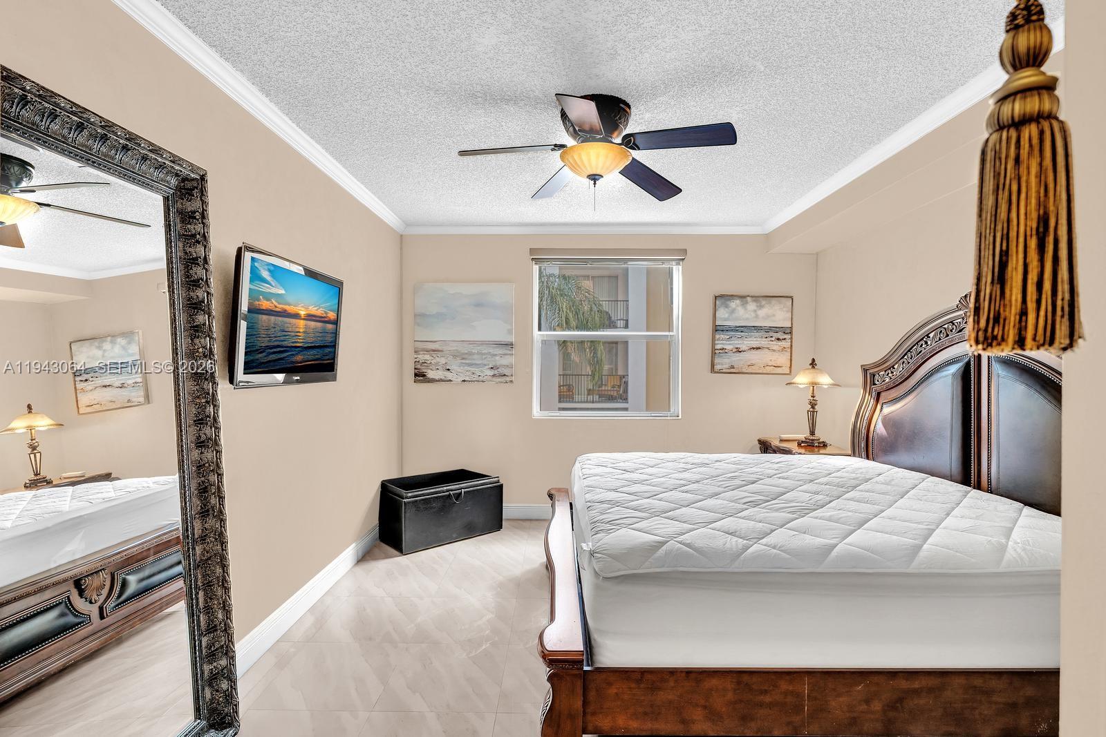 PORTO BELLAGIO CONDO - Residential