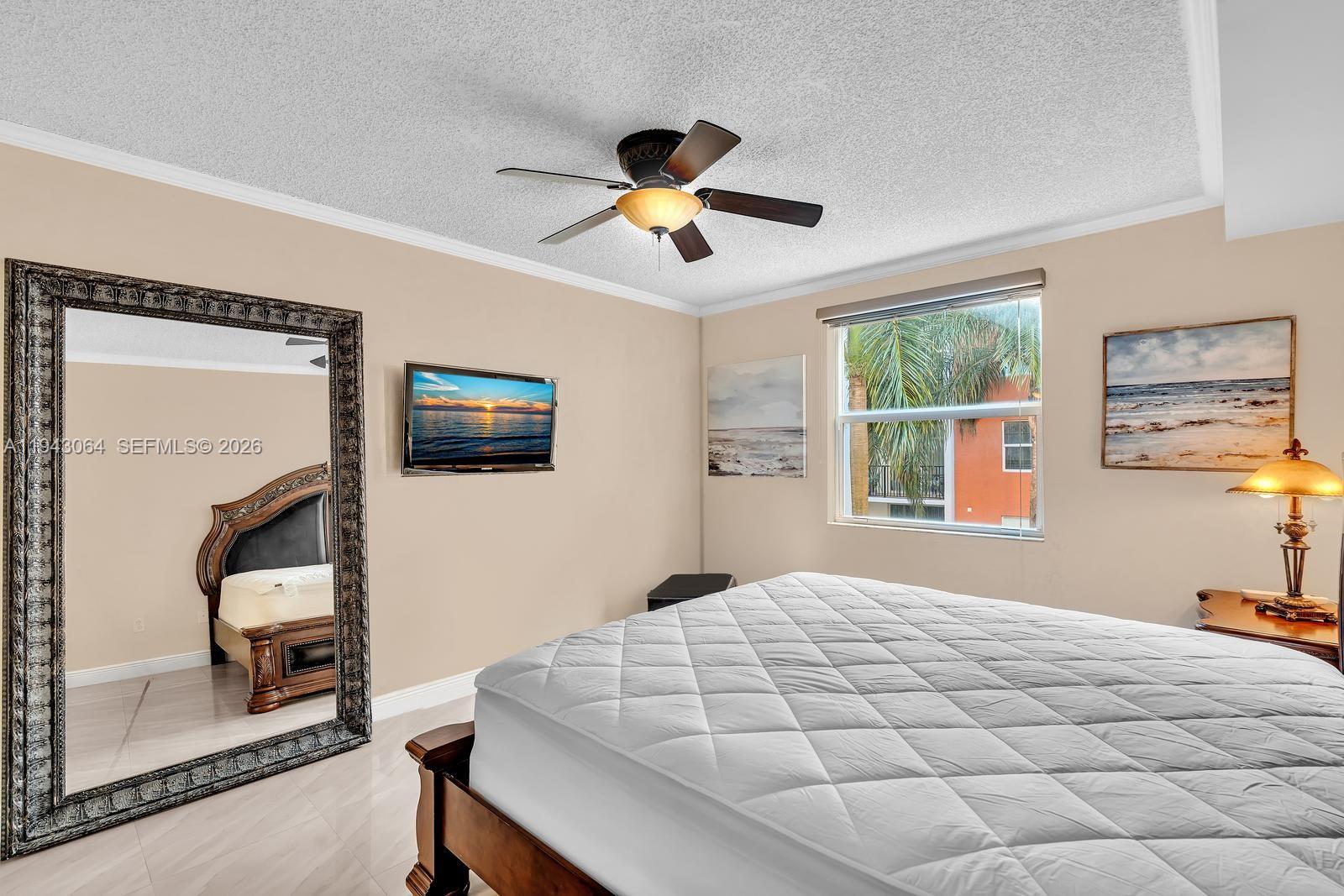 PORTO BELLAGIO CONDO - Residential