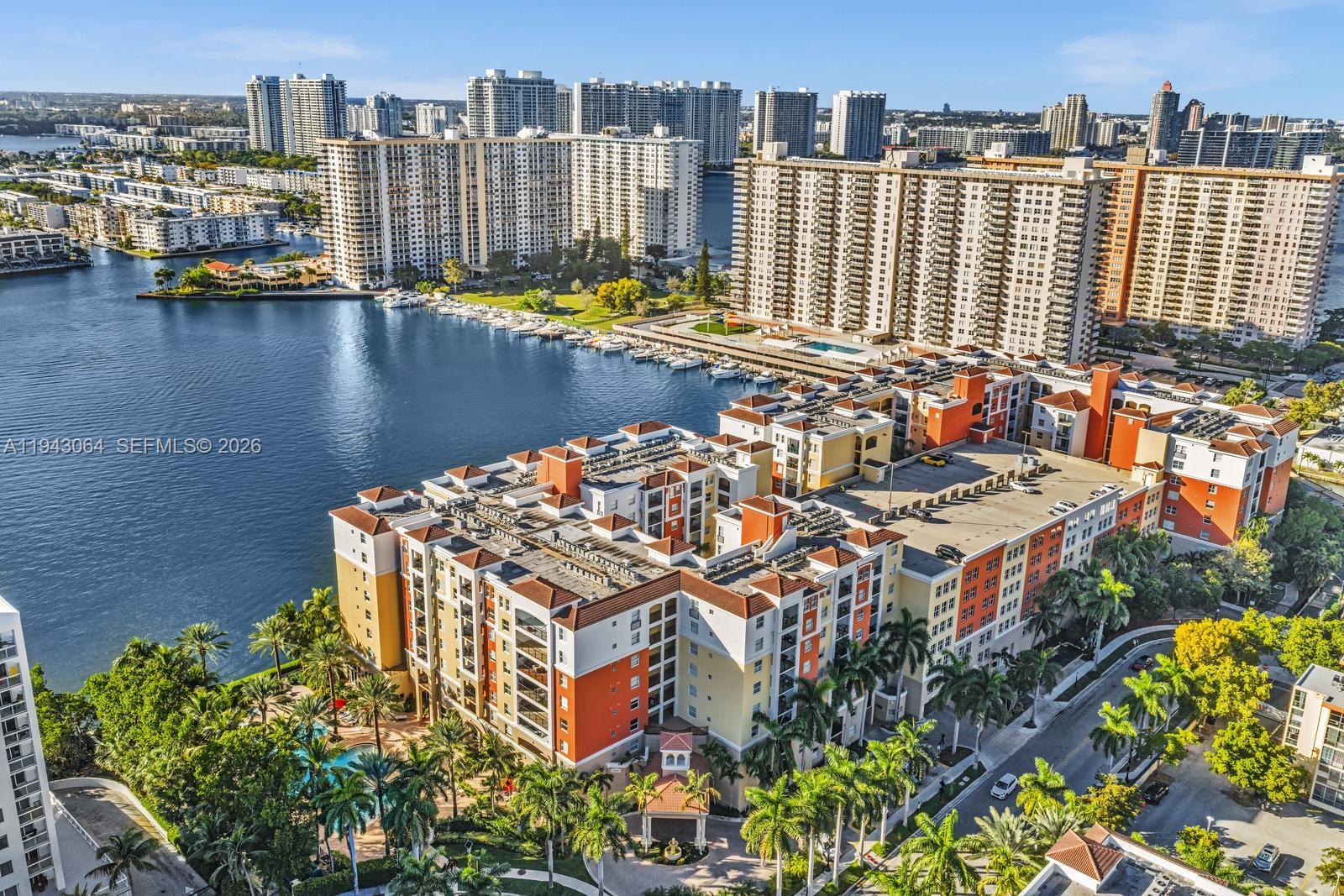 PORTO BELLAGIO CONDO - Residential