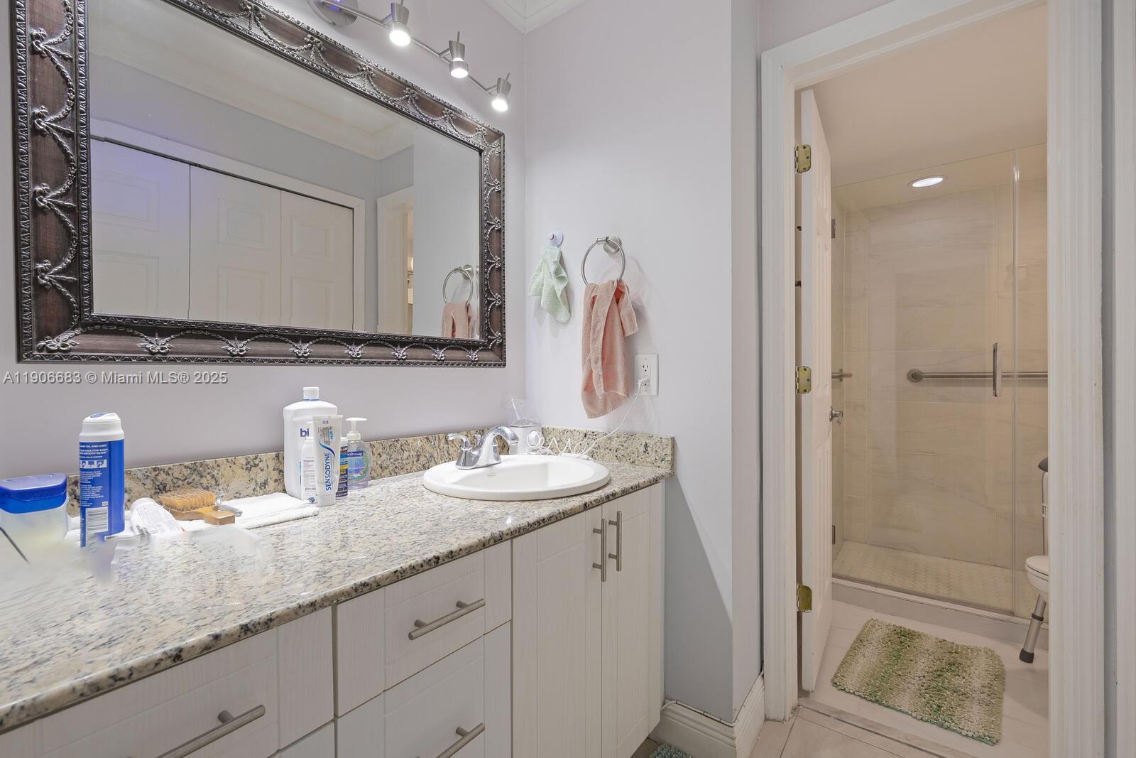 SILVER PALMS AT DADELAND - Residential