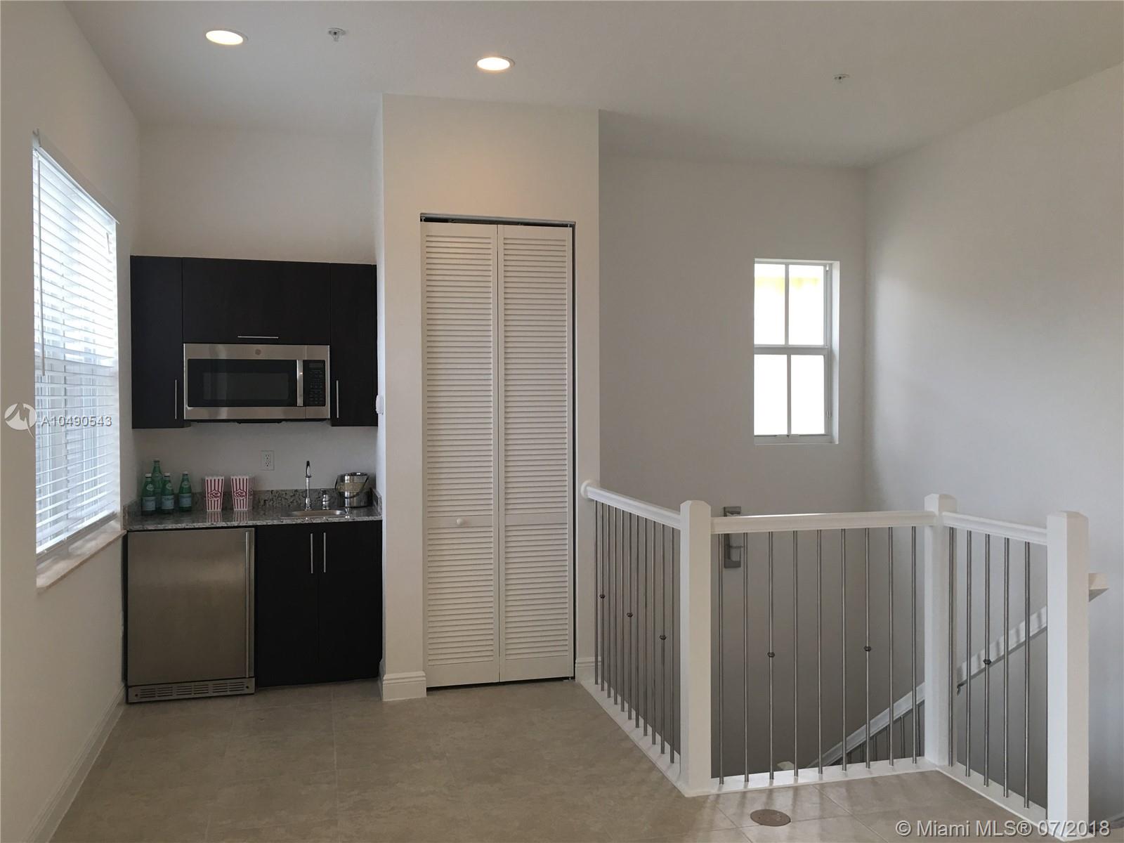 Centra Falls West - Residential Lease