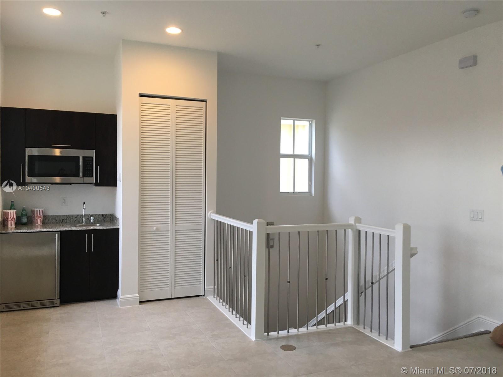 Centra Falls West - Residential Lease