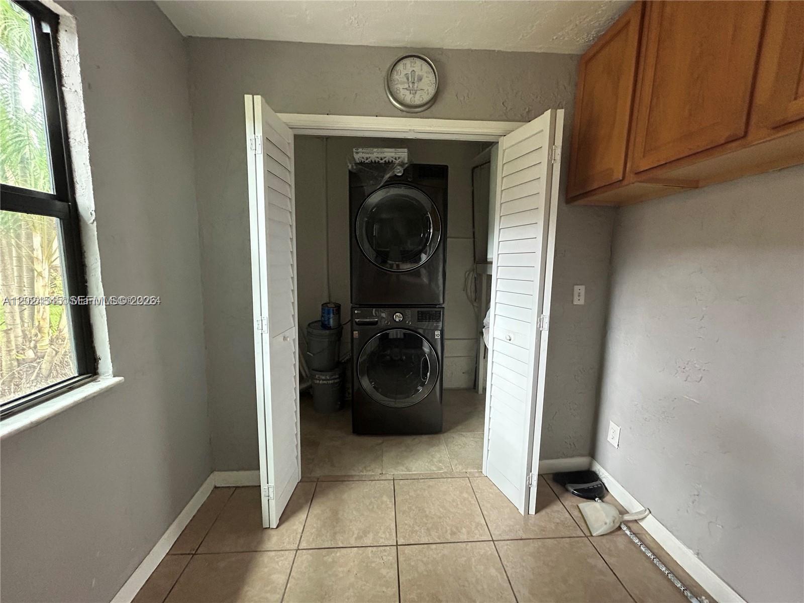 VALENCIA VILLAGE CONDO PH - Residential Lease