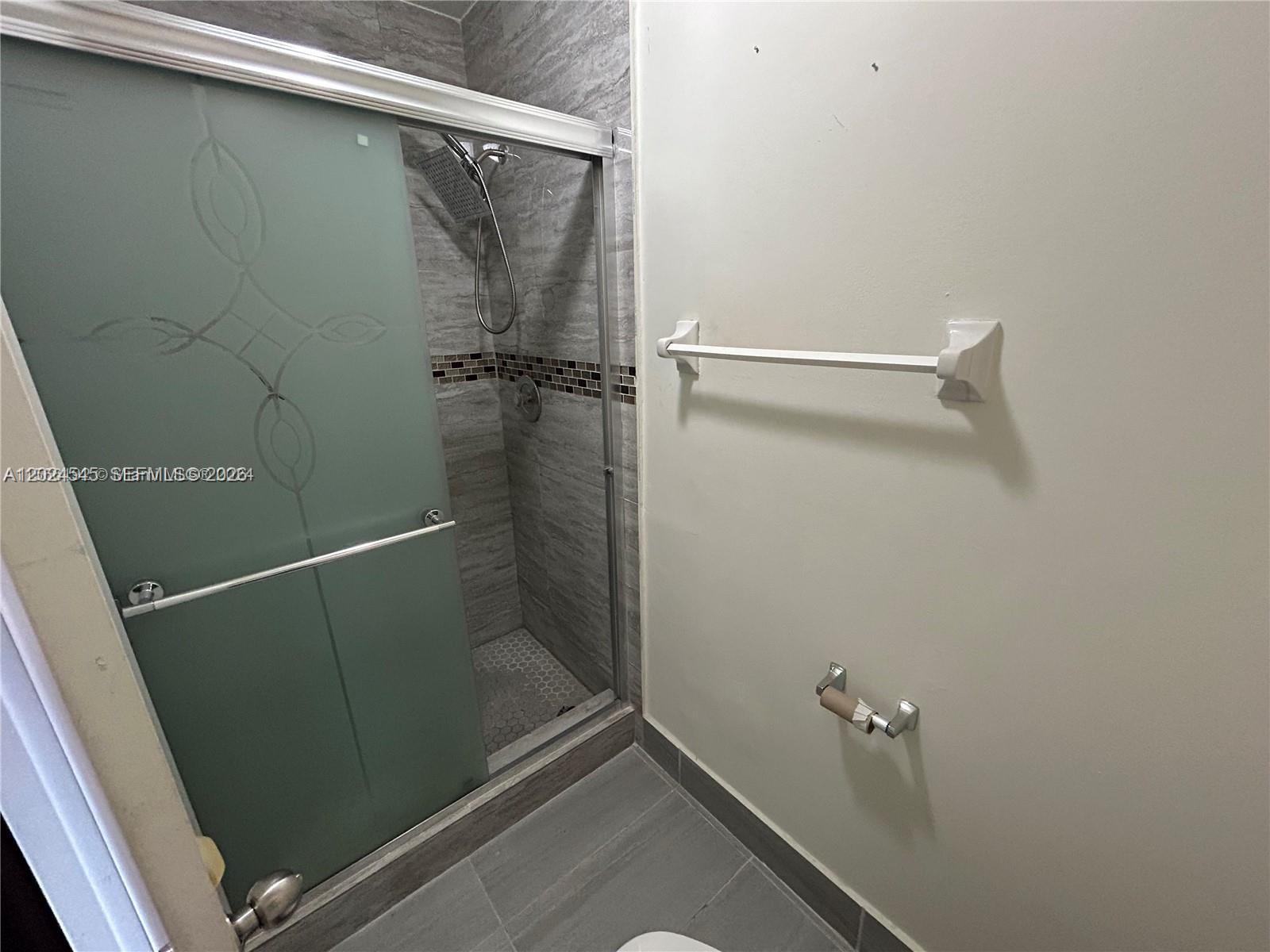 VALENCIA VILLAGE CONDO PH - Residential Lease