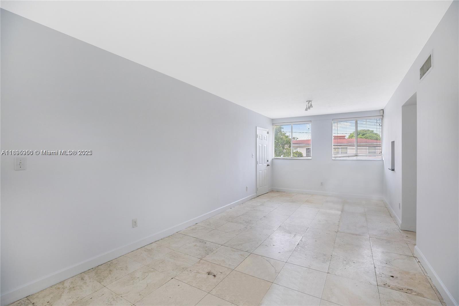 HAVANAH ROADS CONDO - Residential
