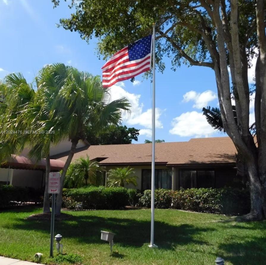 24 OF PALM SPRINGS 3 COND - Residential Lease