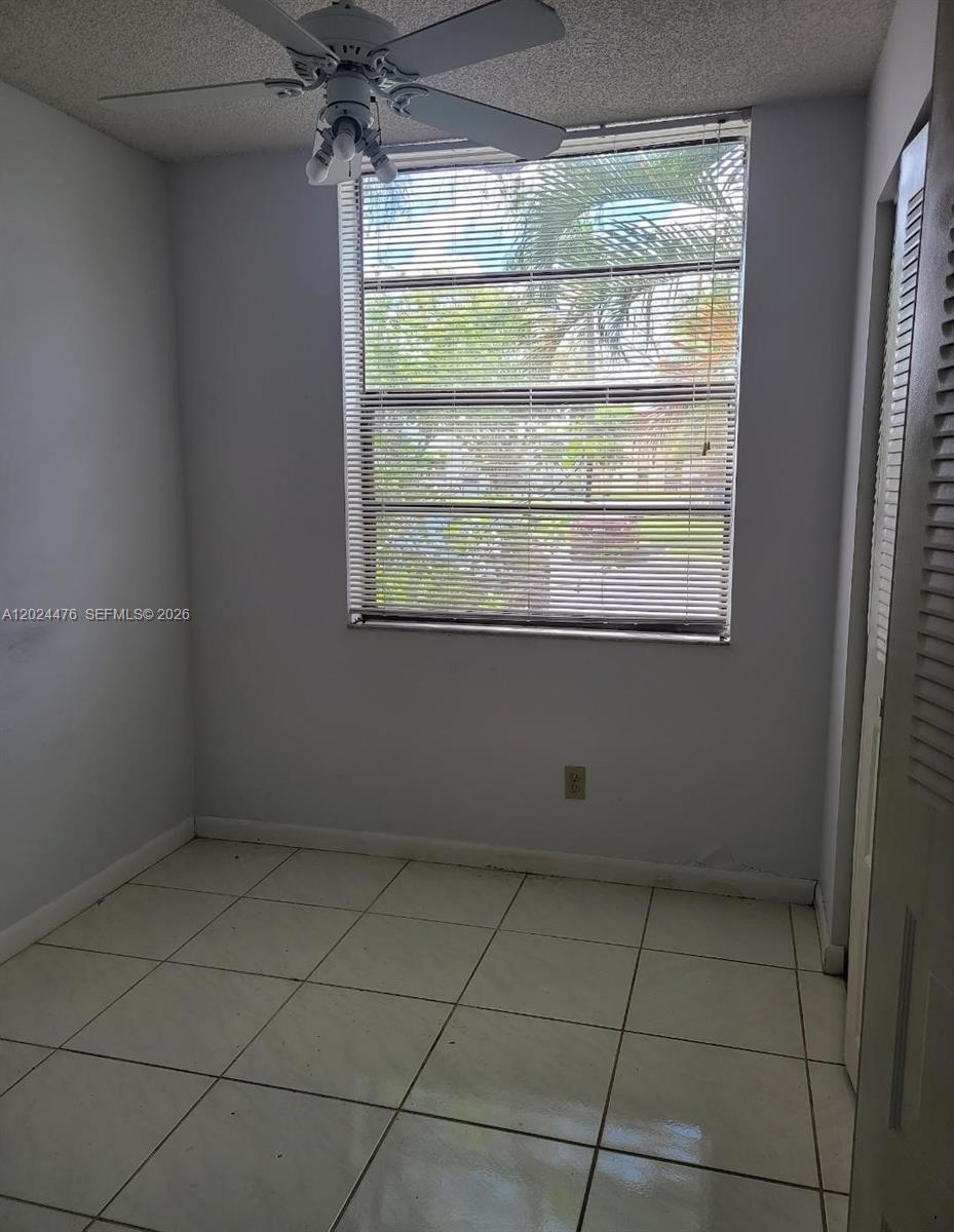 24 OF PALM SPRINGS 3 COND - Residential Lease