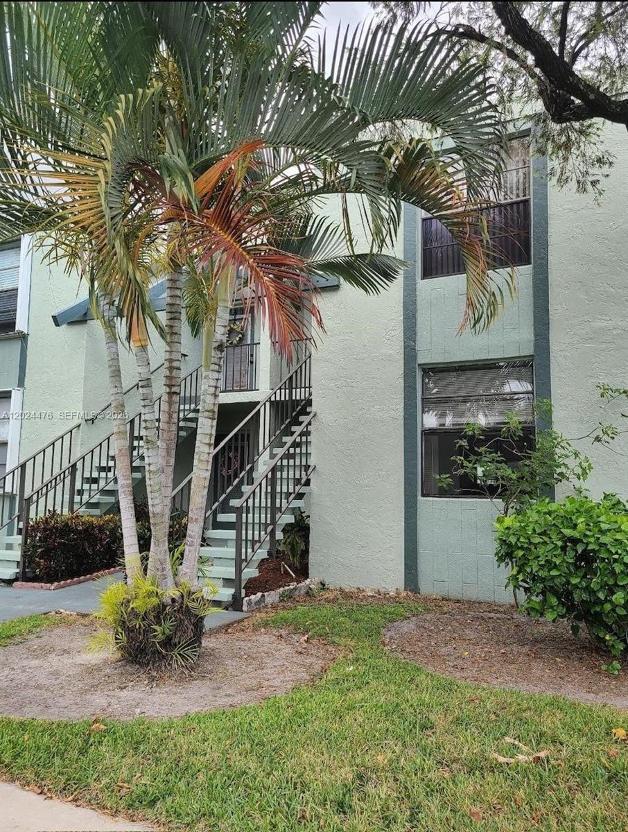 24 OF PALM SPRINGS 3 COND - Residential Lease