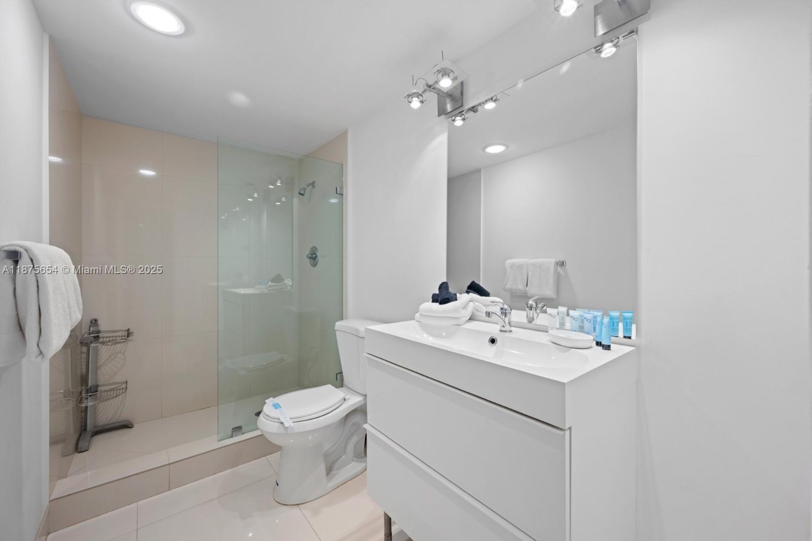 OCEAN RESERVE CONDO - Residential Lease