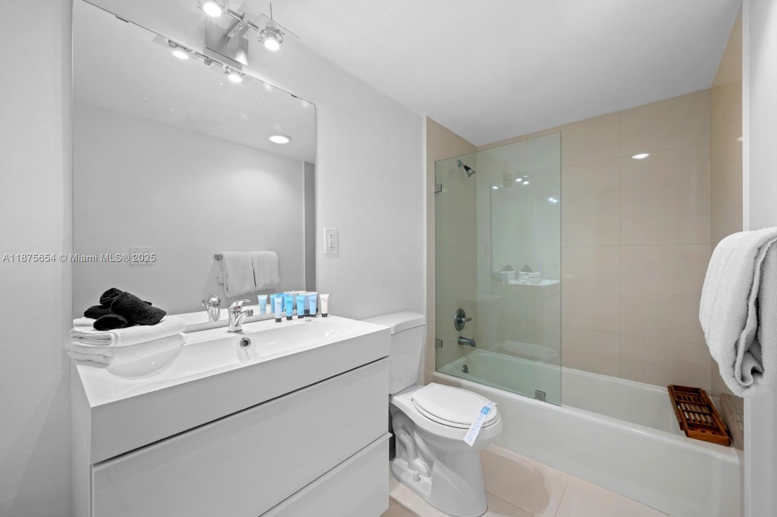 OCEAN RESERVE CONDO - Residential Lease