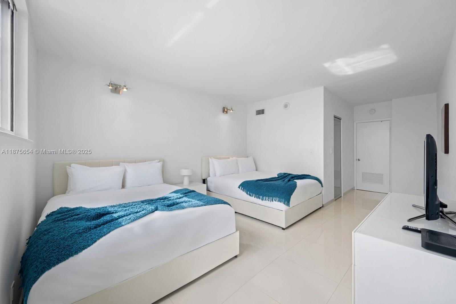 OCEAN RESERVE CONDO - Residential Lease