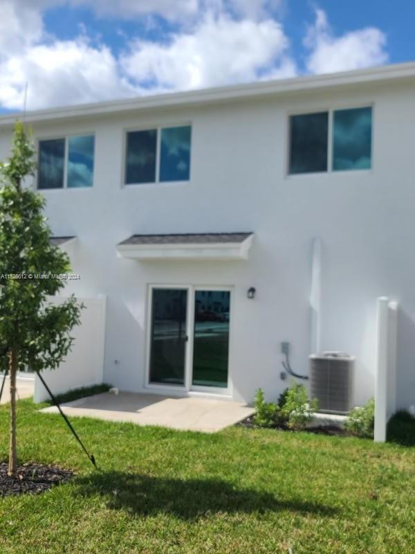 COSTA BLANCA VILLAS - Residential Lease