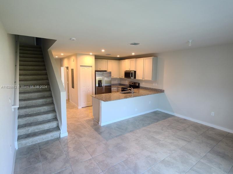 COSTA BLANCA VILLAS - Residential Lease