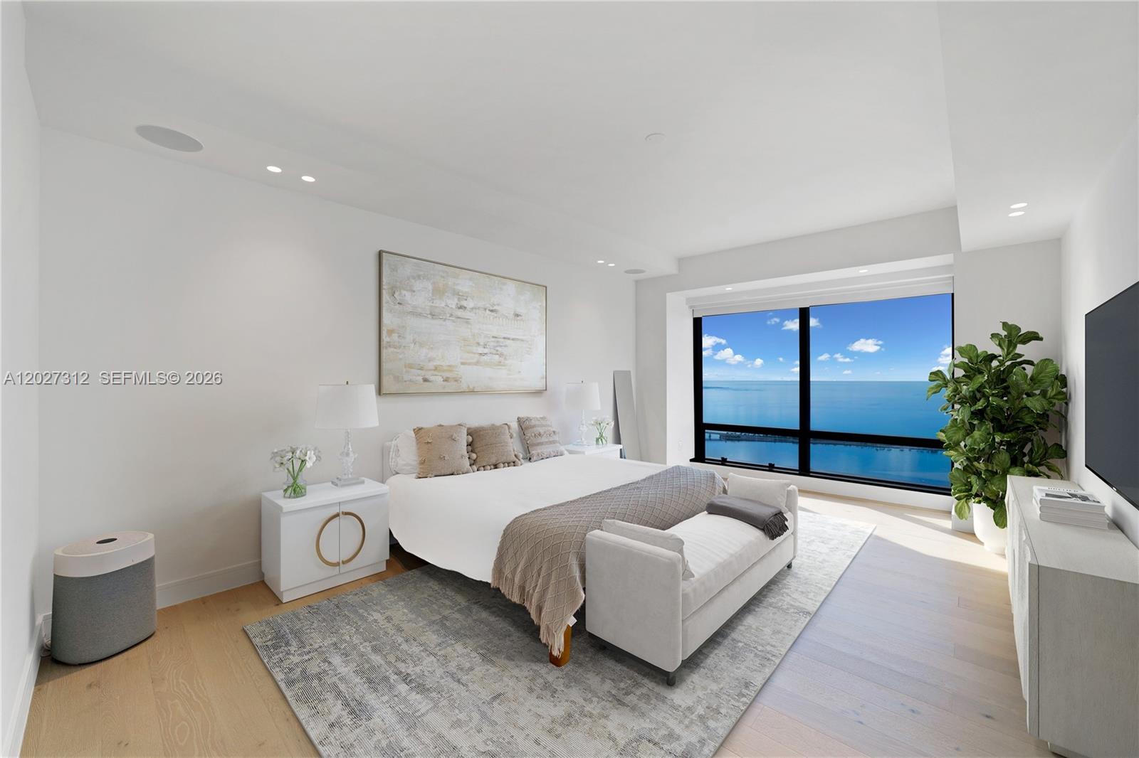 MILLENNIUM TOWER RESIDENC - Residential