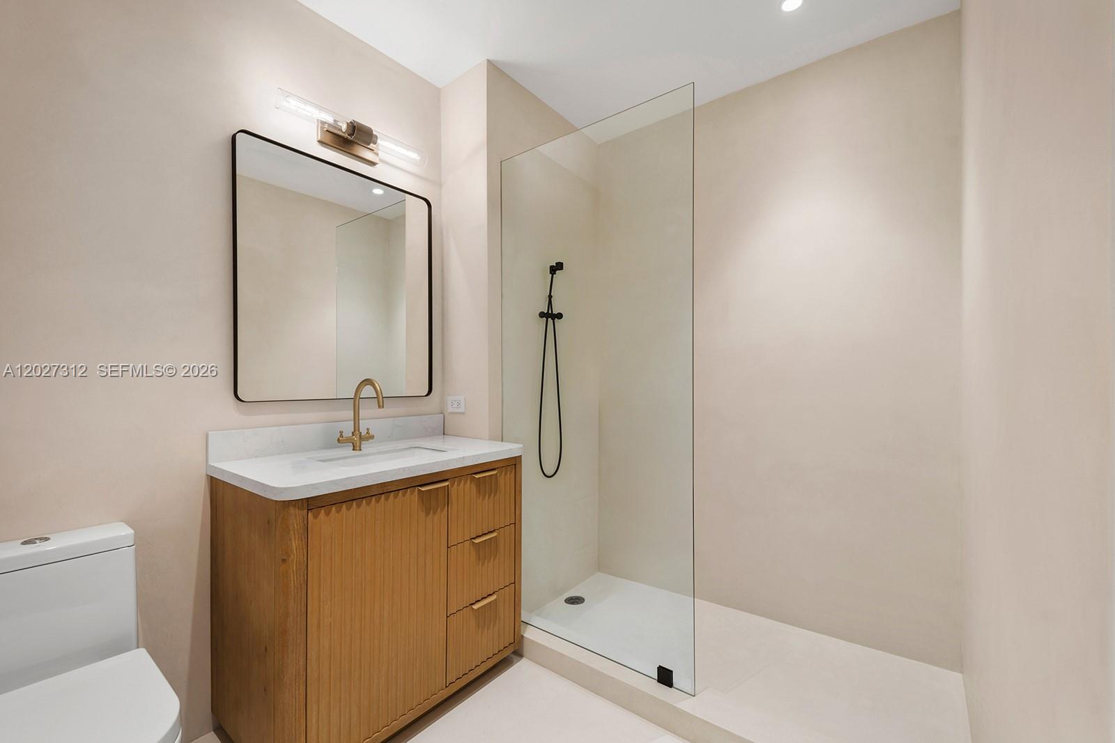 MILLENNIUM TOWER RESIDENC - Residential