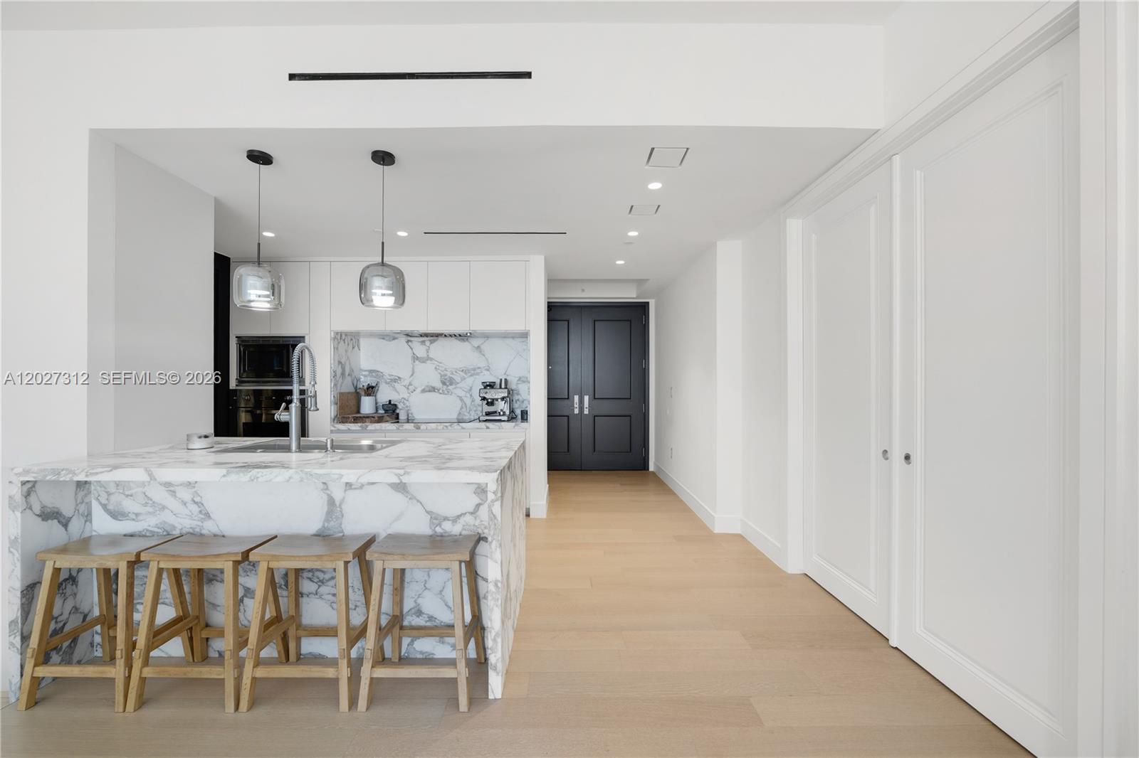 MILLENNIUM TOWER RESIDENC - Residential