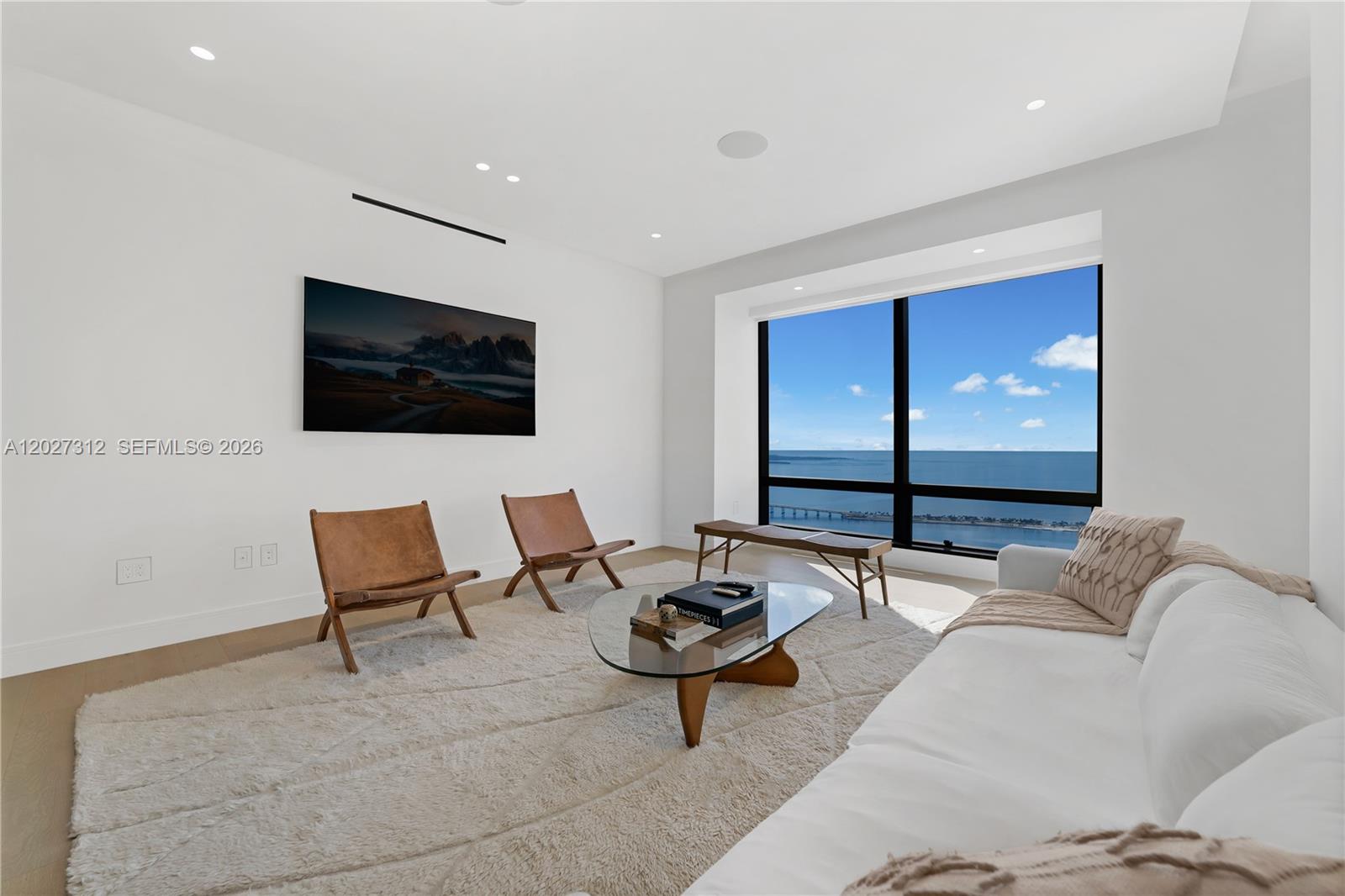 MILLENNIUM TOWER RESIDENC - Residential