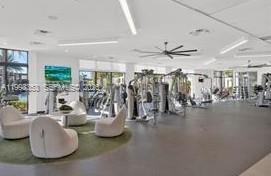 DOWNTOWN DORAL SOUTH PHAS - Residential